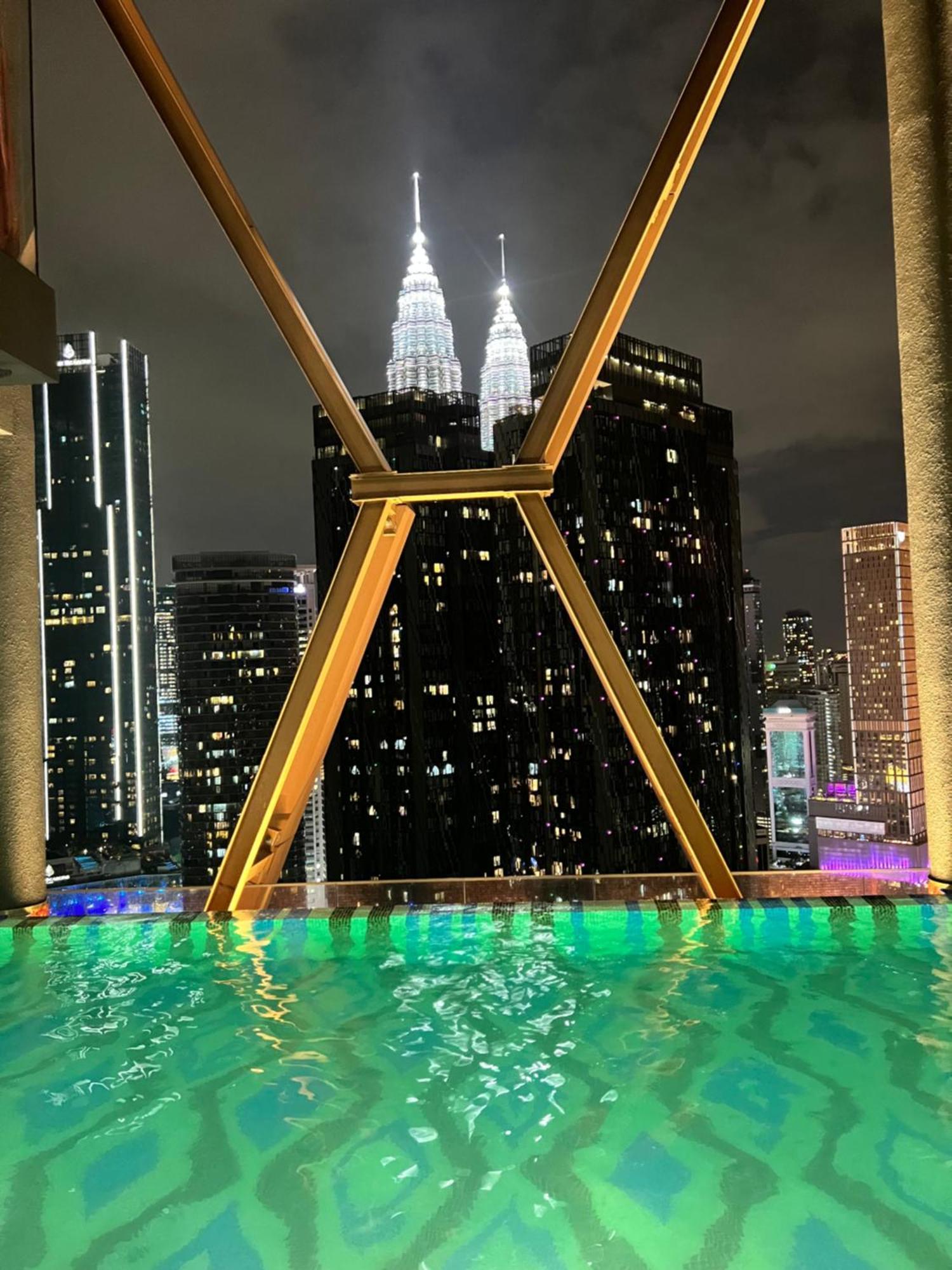 Scarletz Suites Kuala Lumpur By City Center Exterior photo