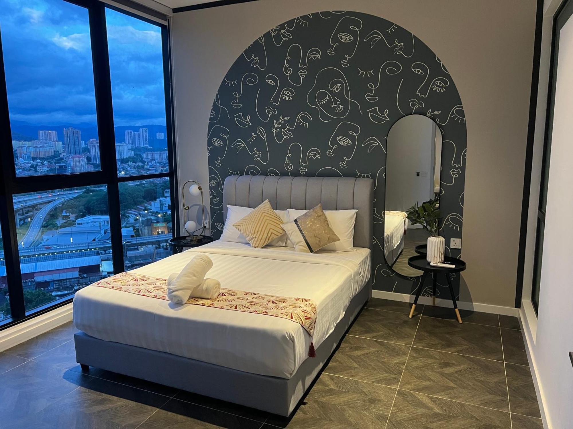 Scarletz Suites Kuala Lumpur By City Center Exterior photo